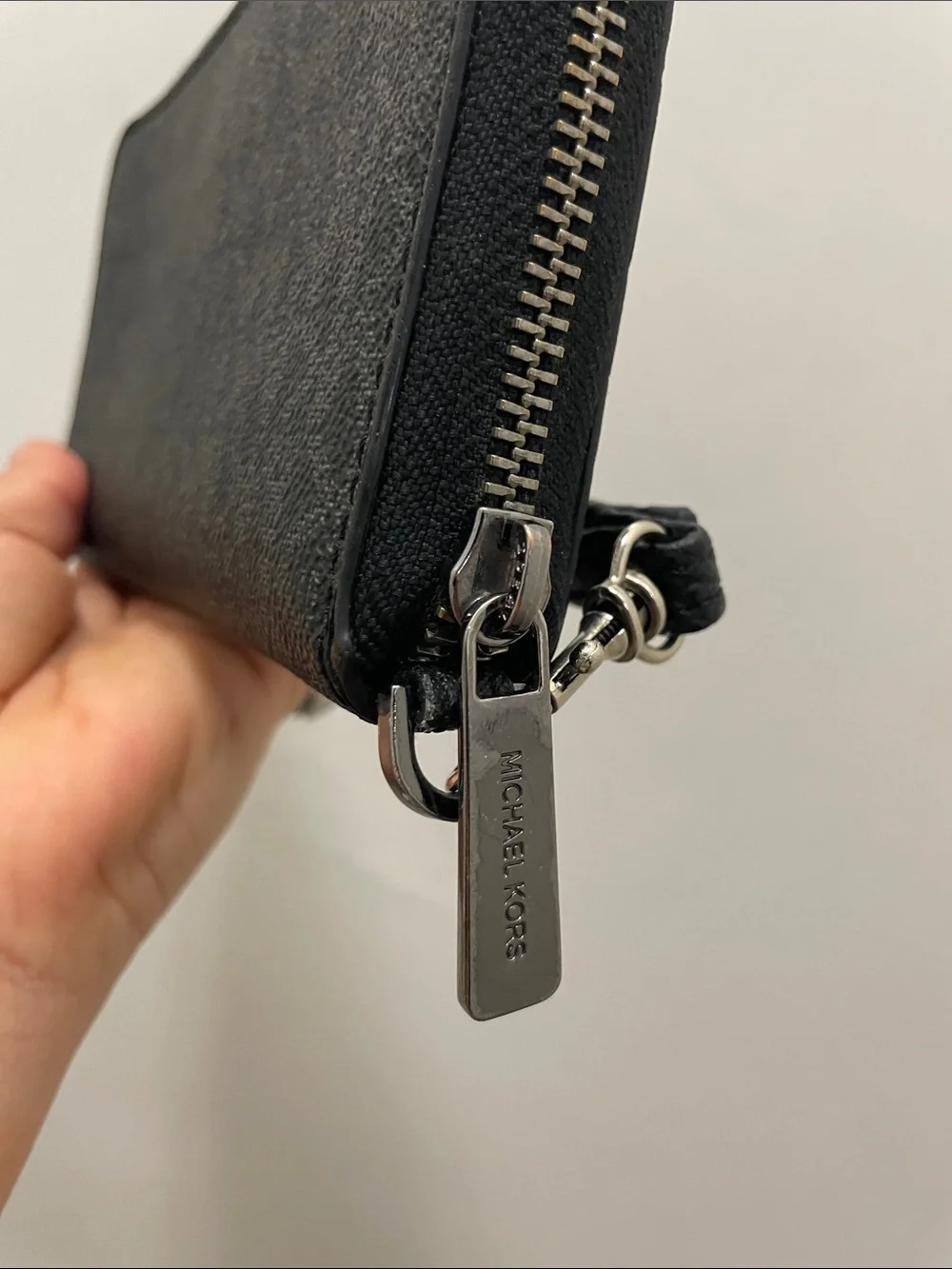 EUC Michael Kors Black Studded Leather Wristlet - Picture 6 of 16
